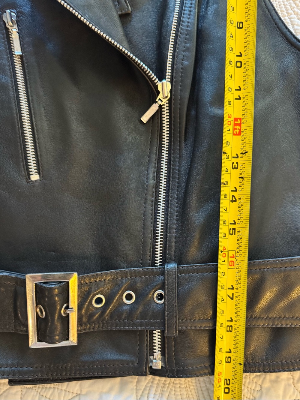 100% Genuine Leather Motorcycle Vest - Picture 2 of 9